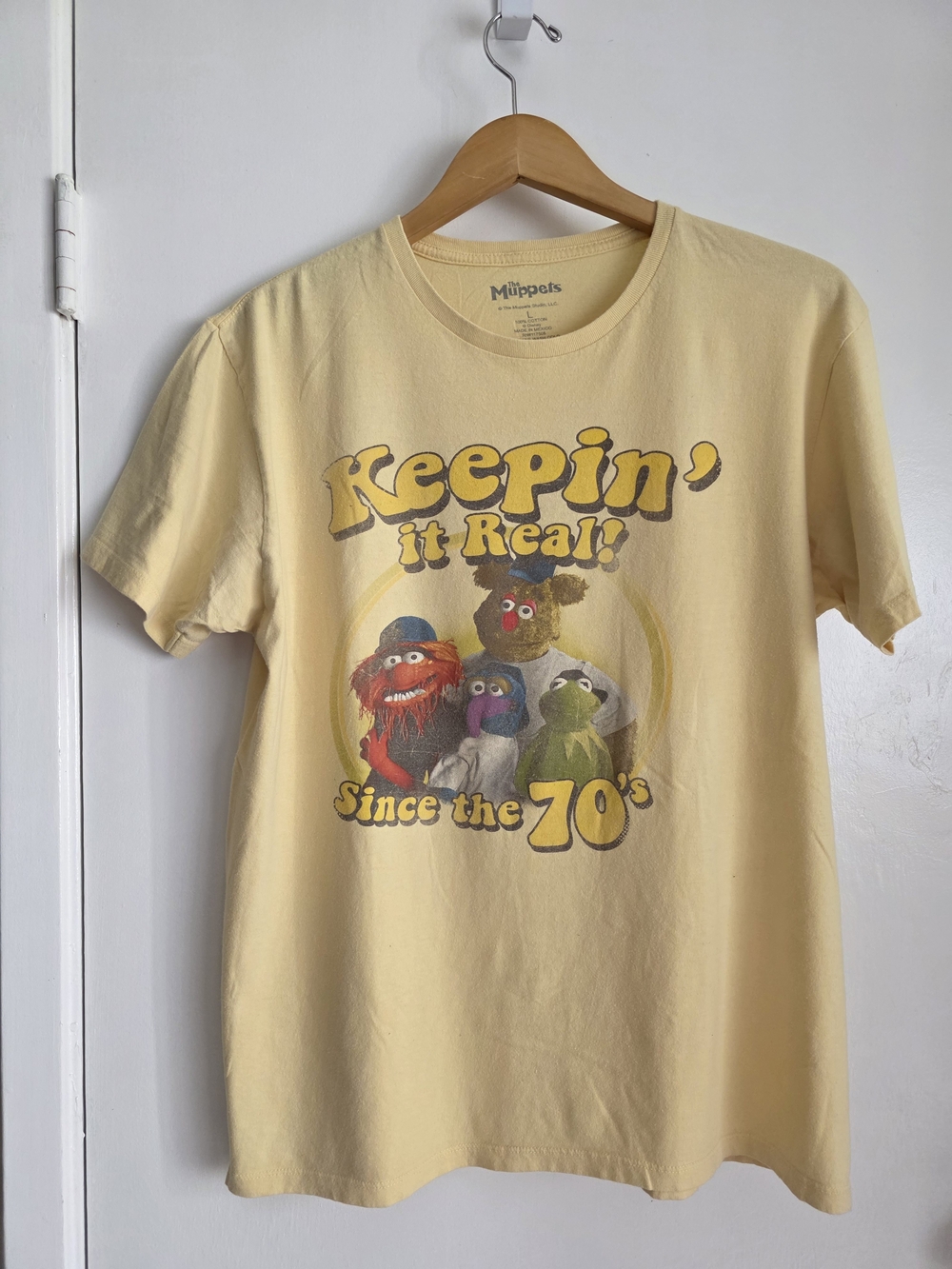 Vintage The Muppets "Keepin' It Real" Short Sleeve Tee - Pale Yellow